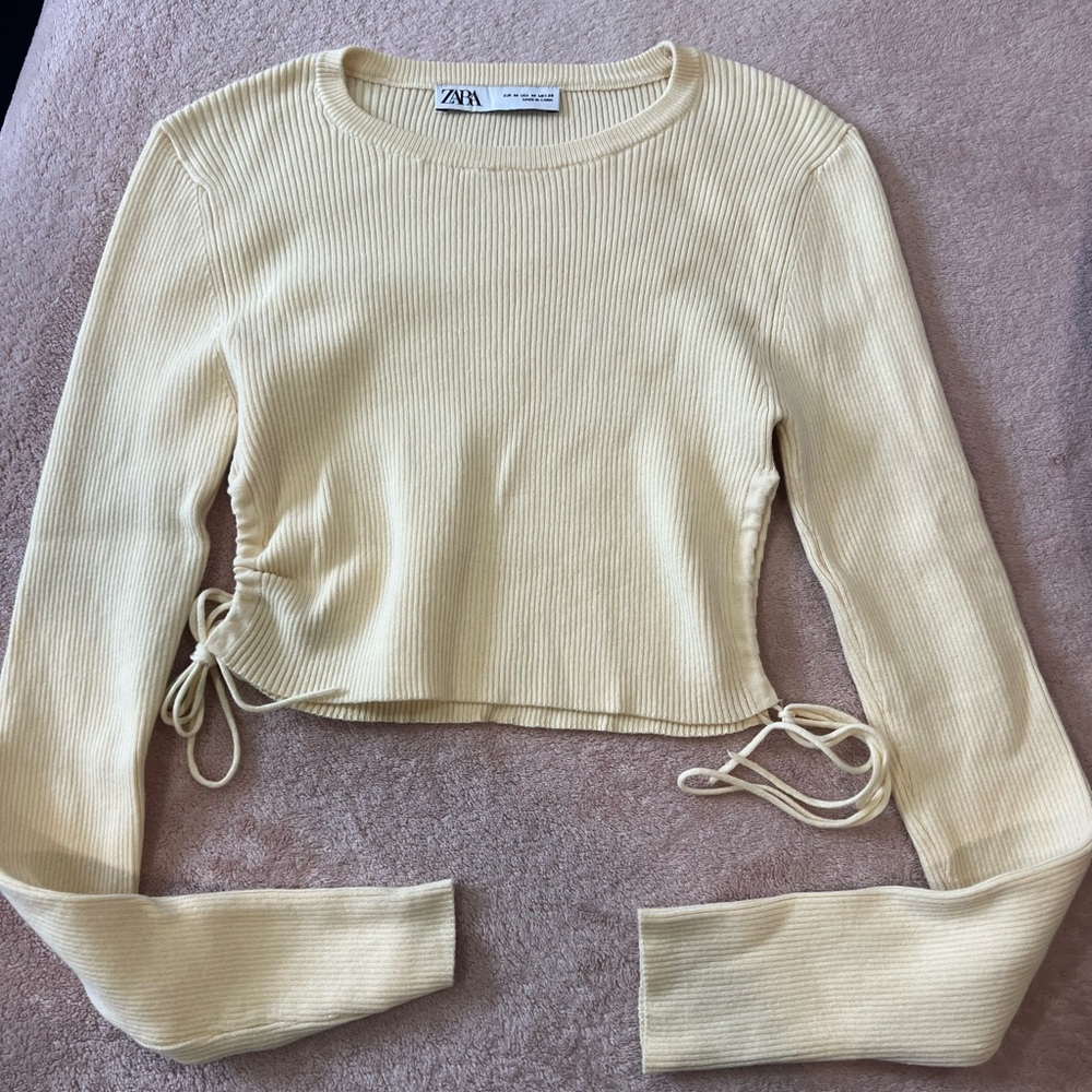 Zara Light Yellow Ribbed Crop Top